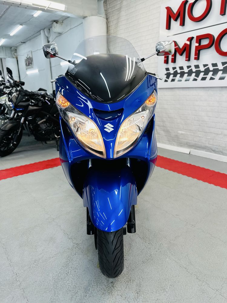 скутер Suzuki Skywave Type S 250 в ідеальному стані тільки з Японії
