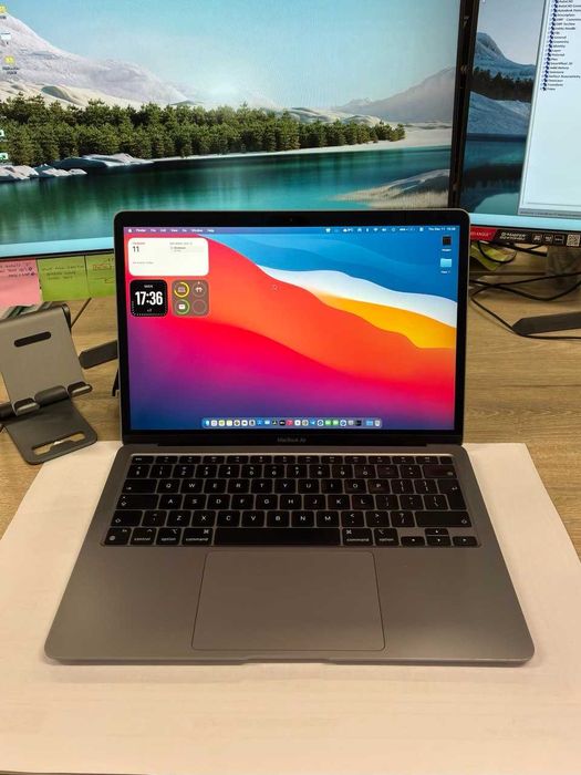 MacBook Air M1 16GB RAM 512GB SSD Storage