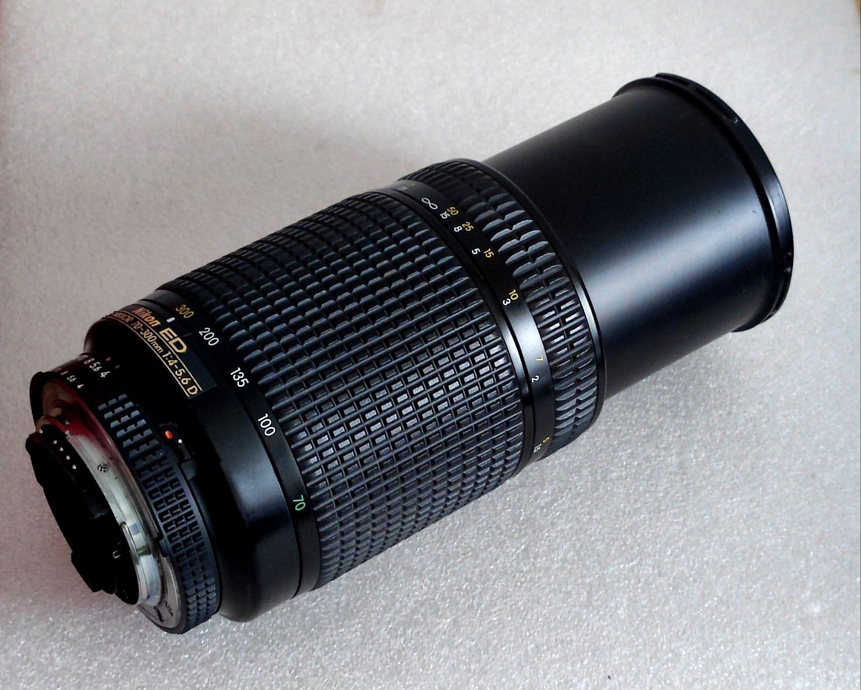 Объектив Nikon ED AF NIKKOR 70-300mm 1:4-5.6 D