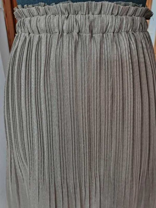 Spódnica tiulowa plisowana khaki Reserved rozmiar 34