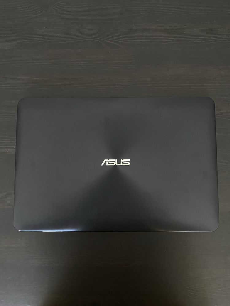 Portátil ASUS i5