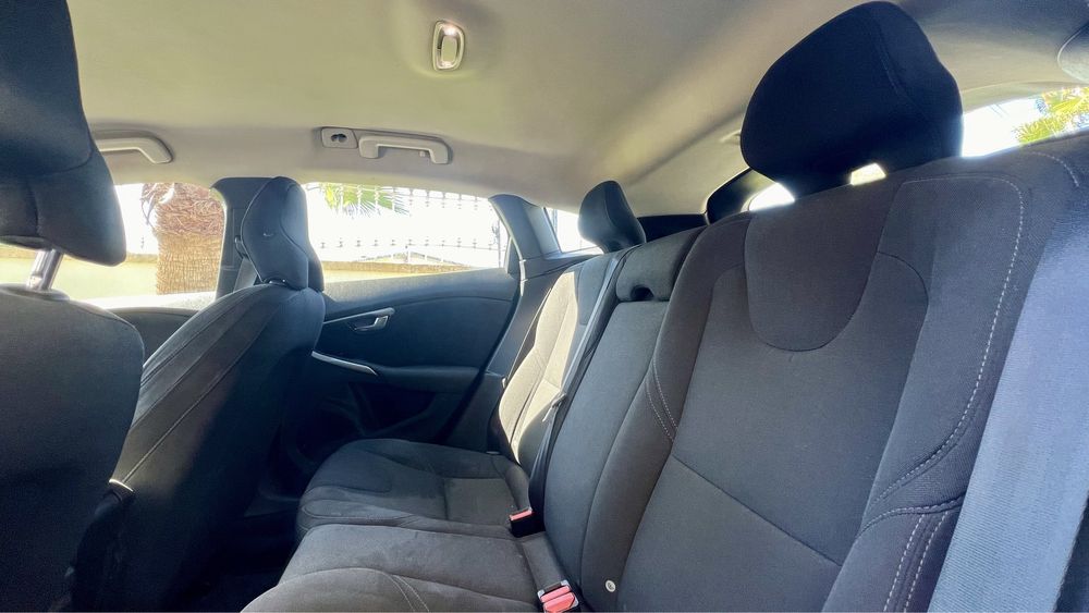 VOLVO V40 1.6 CX AUTOMÁTICA 2014
