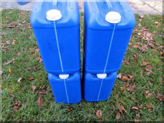 Kanister, bak, zbiornik paliwa plastikowy niebieski 25L