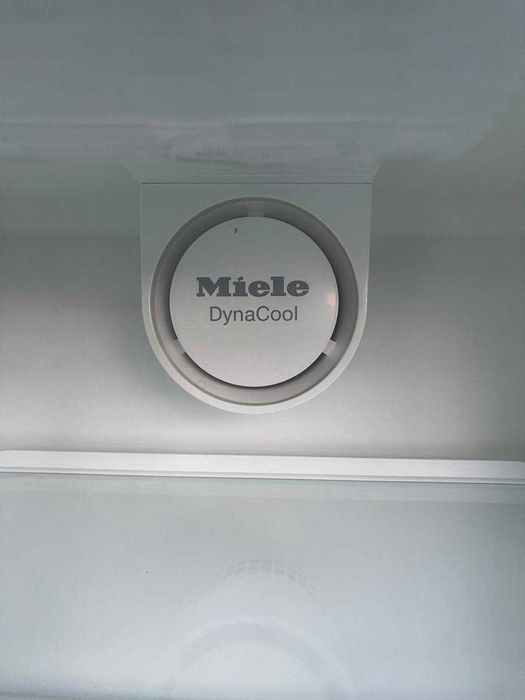 Холодильник б/в Miele 200cм металік крапельний/No Frost #07340