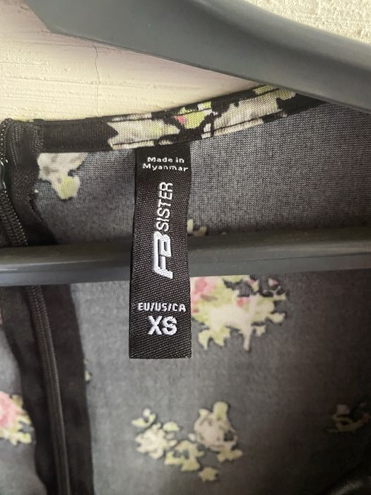 Костюмчик xs