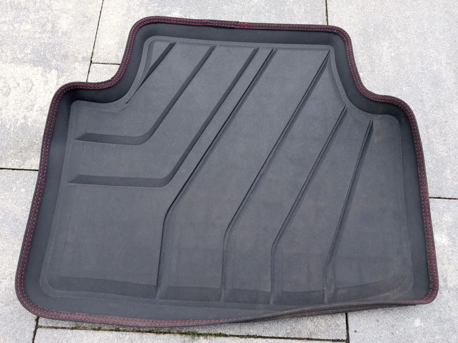 Dywaniki Gumowe VW Seat Skoda SPARTLine