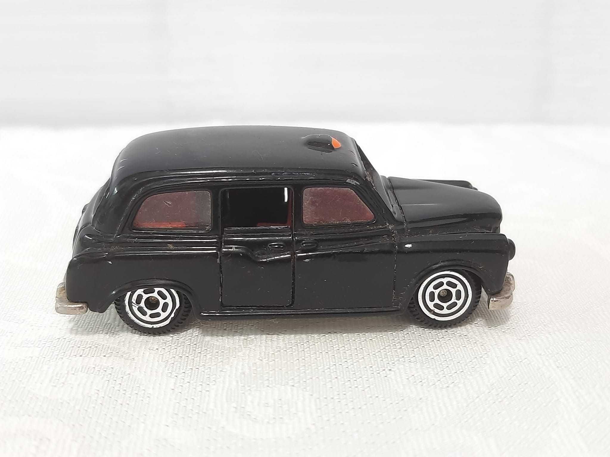 Машинка Realtoy 1/64 London Taxi