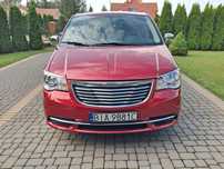 Chrysler Town & Country przebieg 31033 km, winda do załadunku wózka inwalidzkiego
