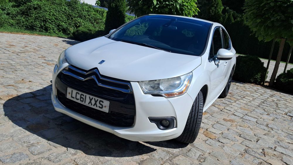 Citroen DS4  1.6hdi 110KM Biała perła V5 Mot Anglik