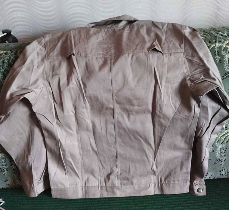 Спецодежда бежевого цвета разм 54-56
