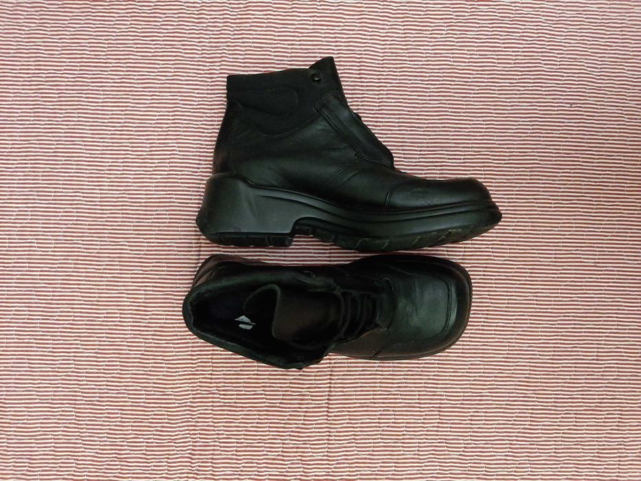 Черевики жіночі, демесезонні, кожані, фірма PISTON, 38 розмір