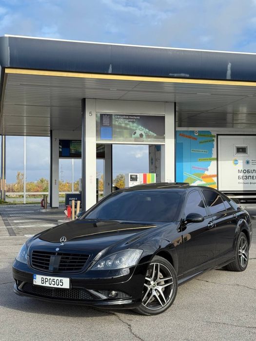 Mersedes-Benz  S 550 4-Matic