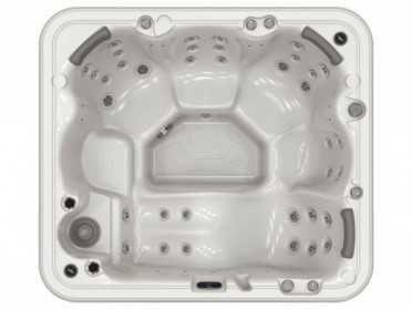 Wellis SPA Weekend 536L