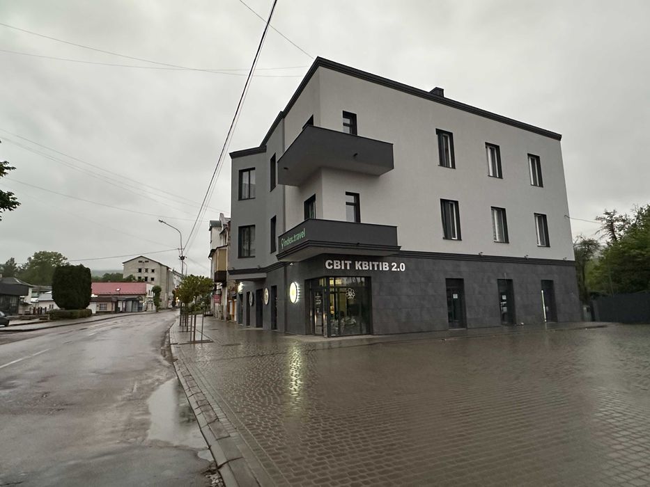 Здається в оренду  приміщення.

 м. Борислав, вул. Шевченка, 2