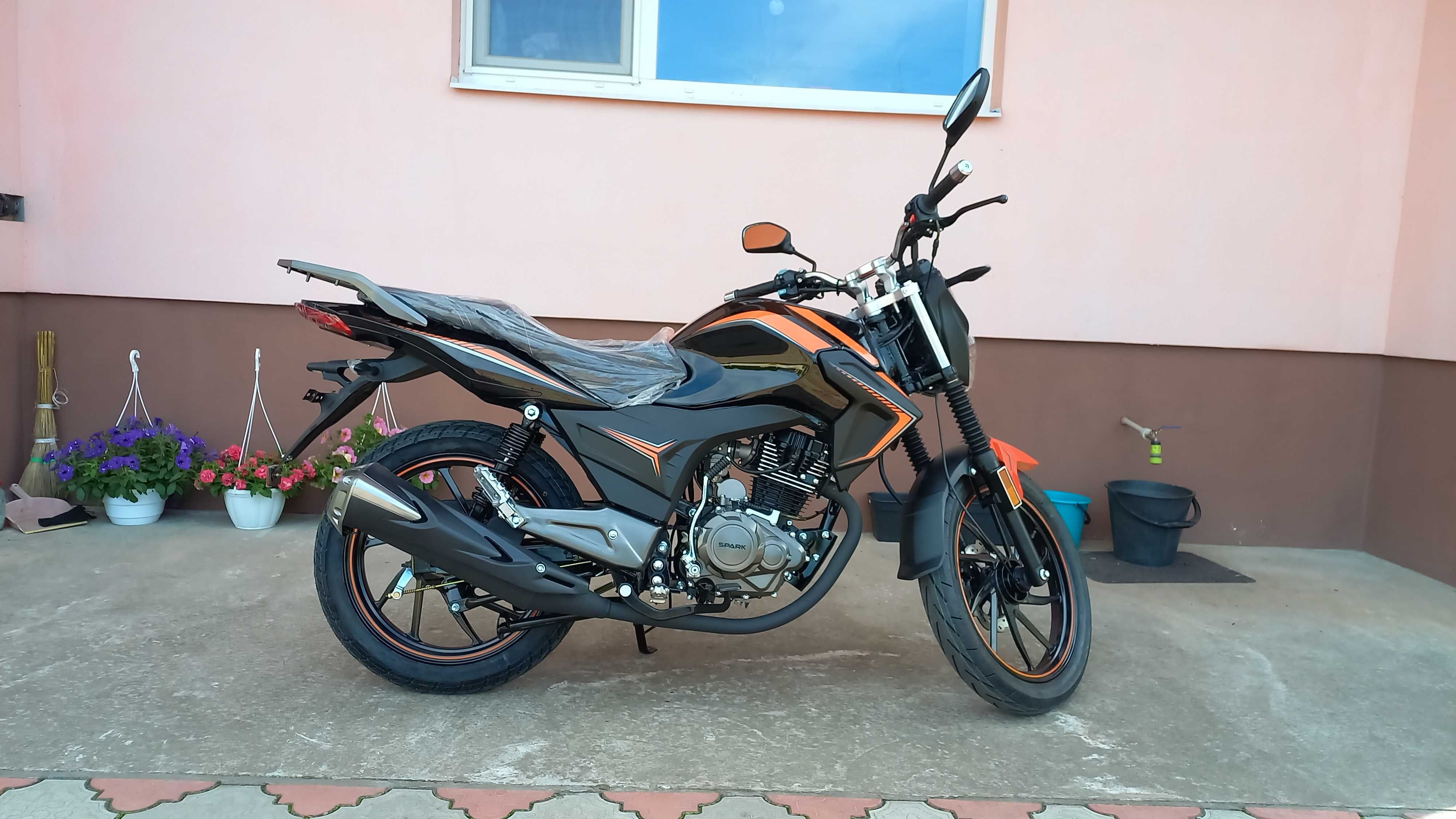 Продам новий мотоцикл SPARK SP200-R36,м-н МОТО-РАЙ,м.Синельникове.