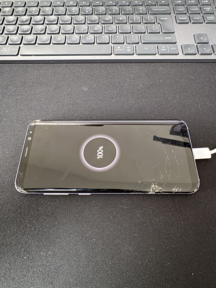 Samsung galaxy s8+ uszkodzony