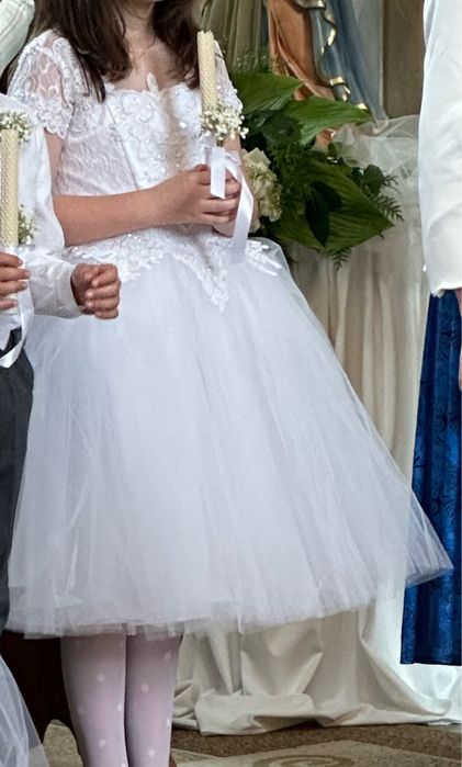 Плаття на випускний або перше причастя