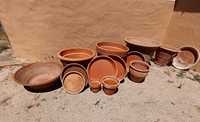 Vasos e potes em barro/terracota, tamanhos diferentes