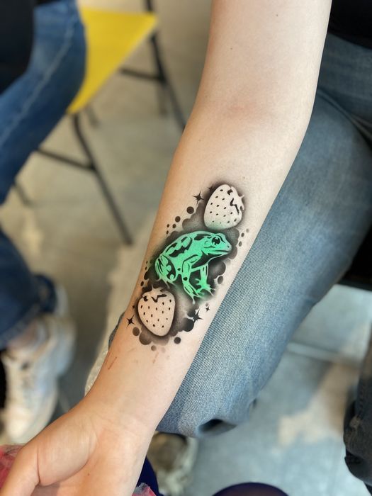 Wynajem dmuchaniec/malowanie twarzy/warkoczyki