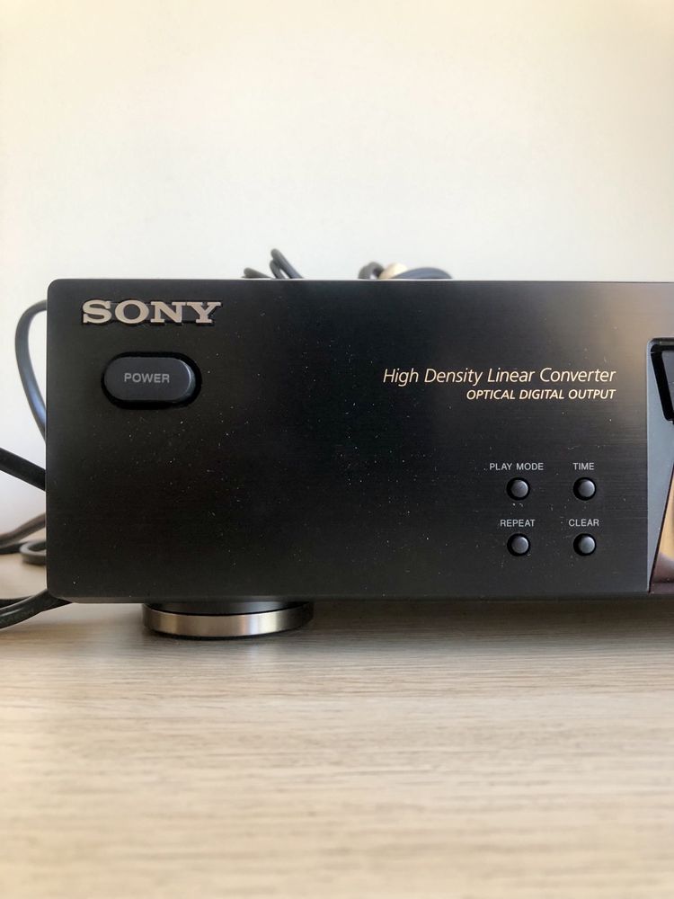 Leitor CDs Sony CDP XE270