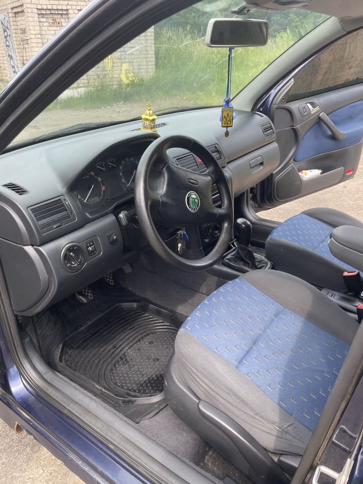 Шкода Октавія тур