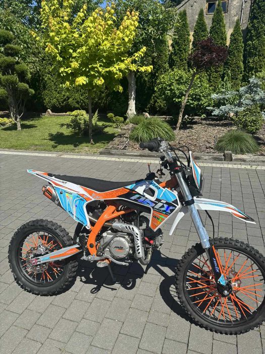 Crossa Asix 140 DT rok 2024