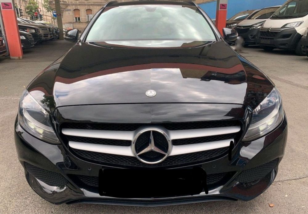 Mercedes-Benz C250 4MATIC 9G-TRONIC