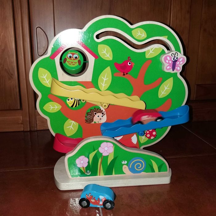 Brinquedo em madeira