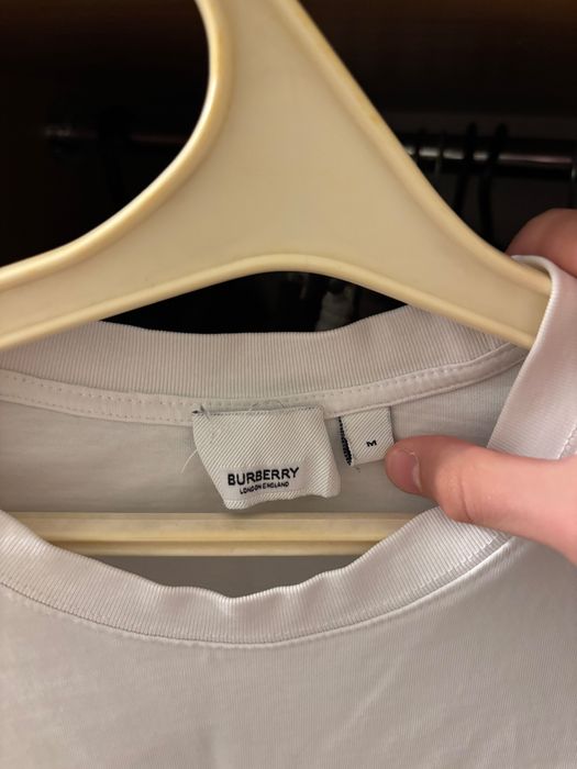 Продам футболку Burberry