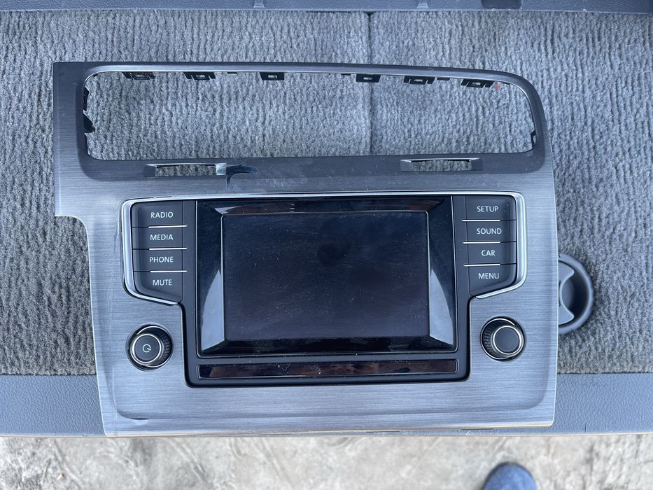 Alpine штатная магнитола Volkswagen