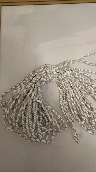 Sznurek do zasłon Sr. 7mm długość 20.5 m gruby srebrny