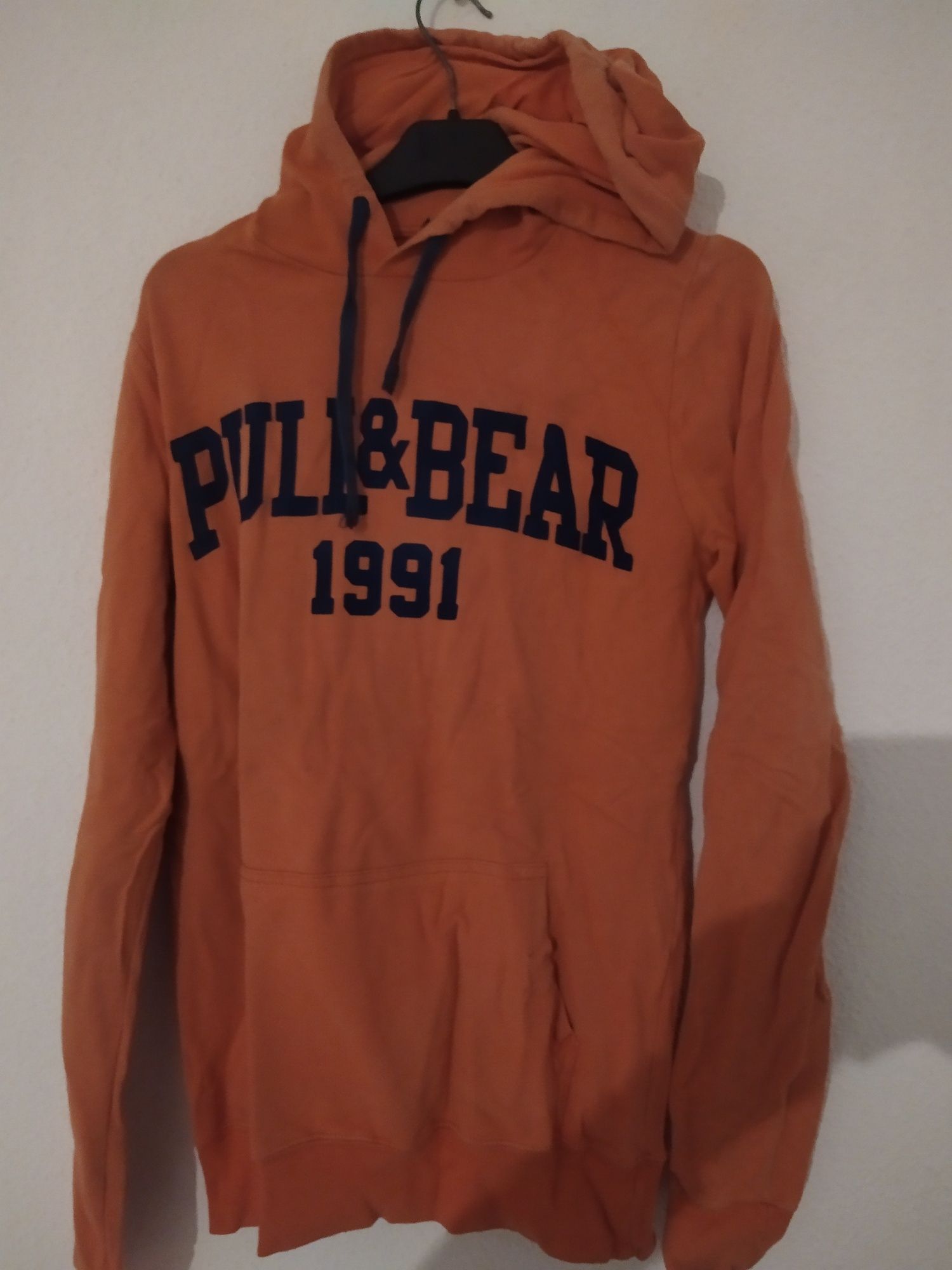 Camisolas Pull & Bear com capucho tamanho M 38