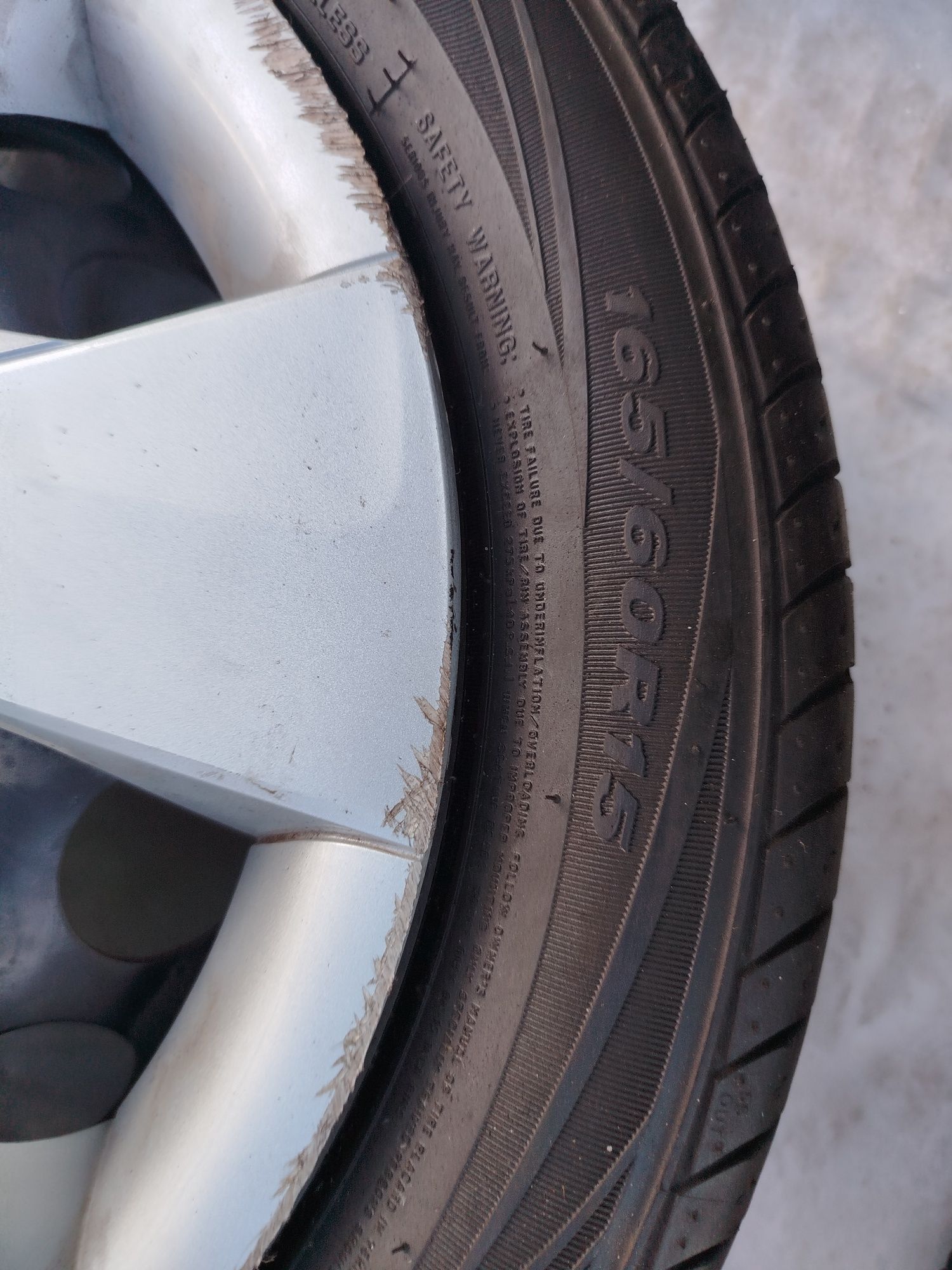 Koła opony lato Toyota Yaris Aygo Kołpaki  165/60 R15