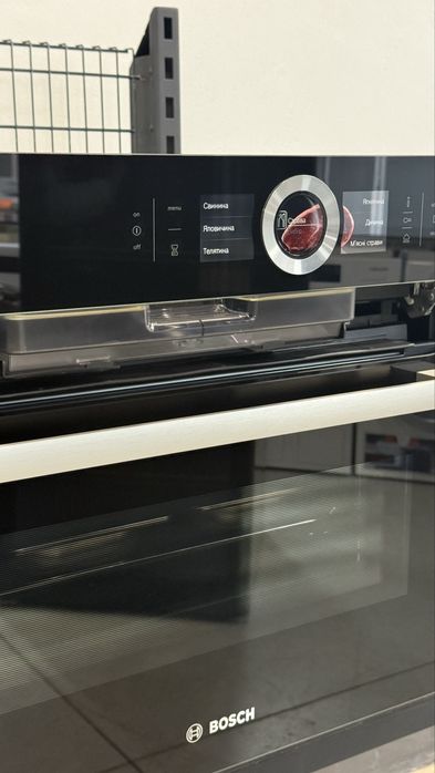 2в1 Вбудована компактна духовка з пароваркою Bosch CSG 656 RB6