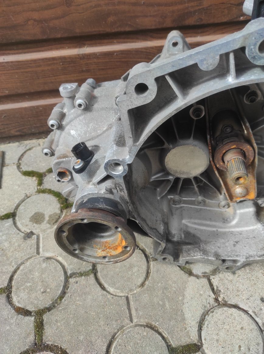 Skrzynia VW polo 9N 1,4MPI