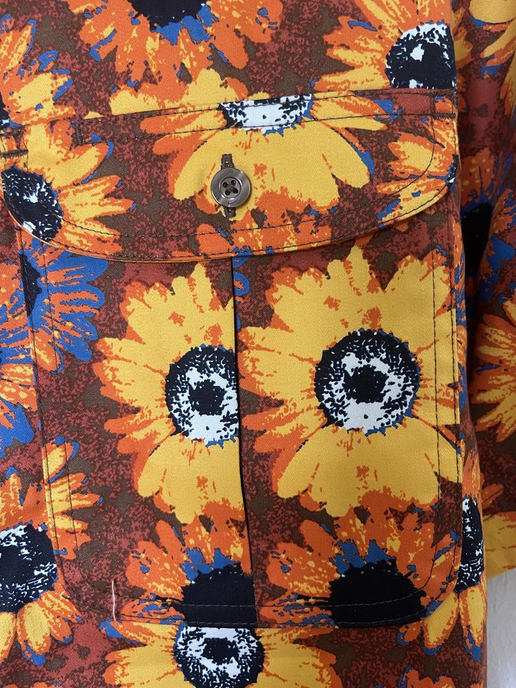 Camisa Nike padrão floral