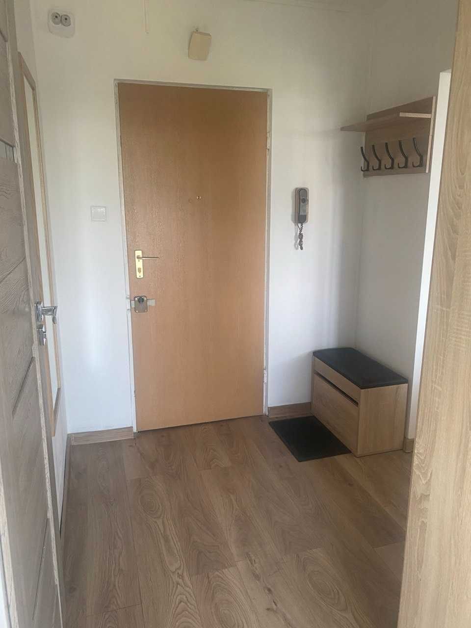 Do wynajęcia przestronna kawalerka o powierzchni 32 m2