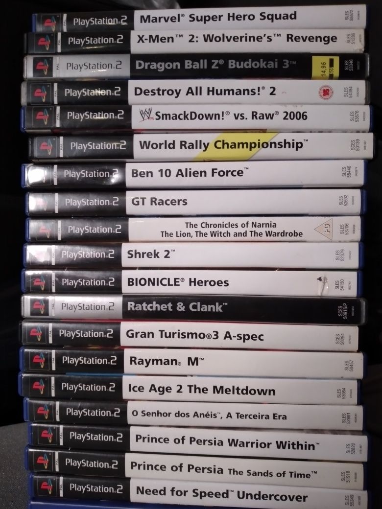 Jogos ps2  e cabos e comando remoto