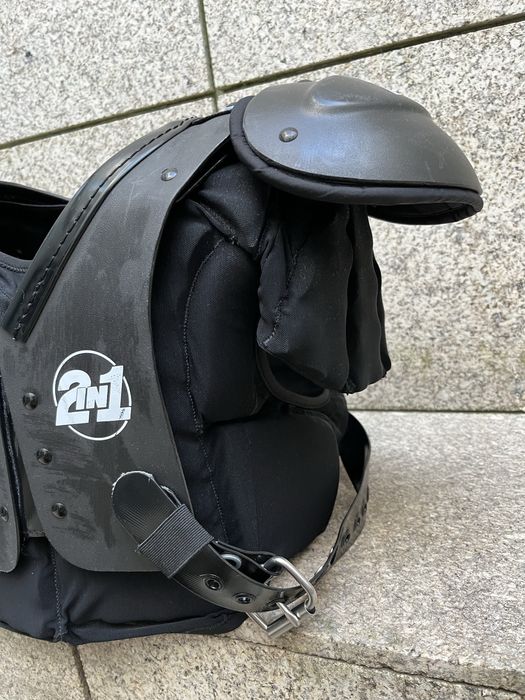 2 in 1 shoulder pads