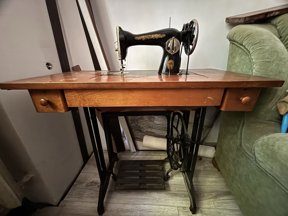 Швейна машинка ПМЗ