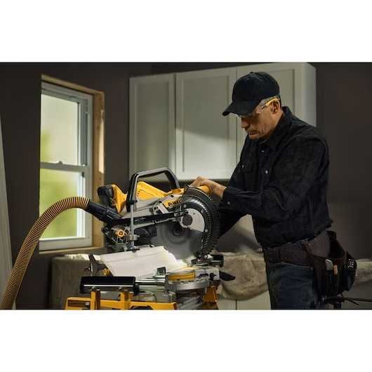 DeWALT DCS714B акумуляторна торцювальна пила 20V 254 мм з США ОРИГІНАЛ