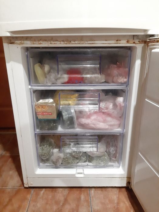 Холодильник Zanussi