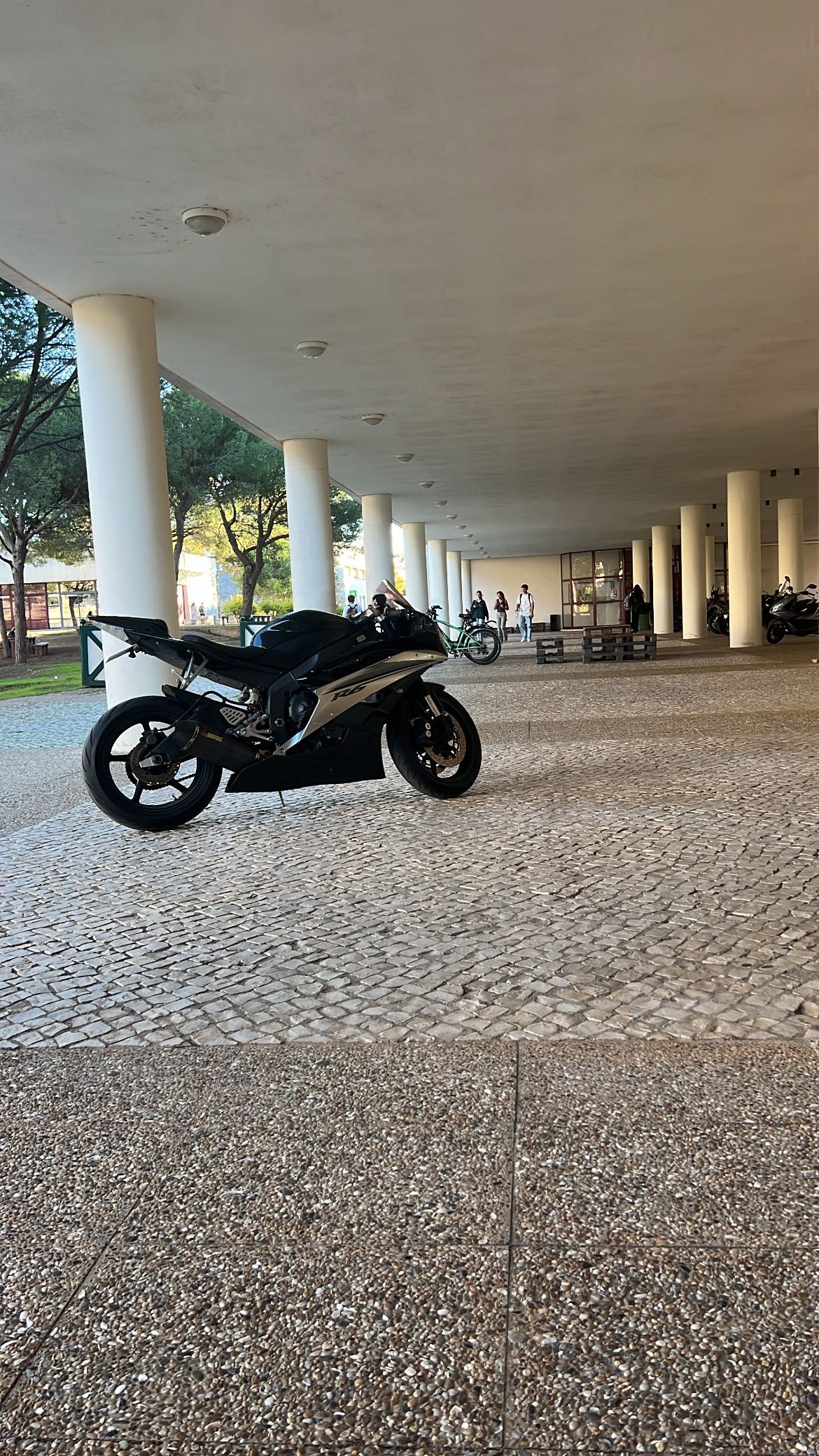 Yamaha r6 muitos extras