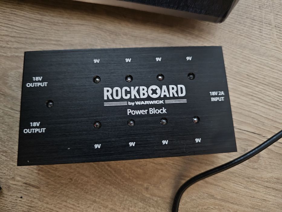 Rockboard Power Block zasilacz do efektów