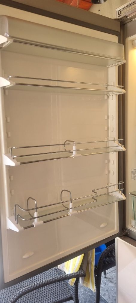 Lodówka z zamrażalnikiem
