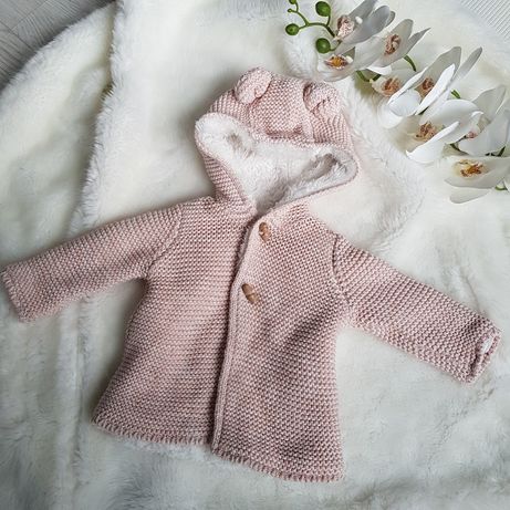 Gruby ciepły sweter sweterek niemowlęcy r50/ 56 z kapturem na zimę