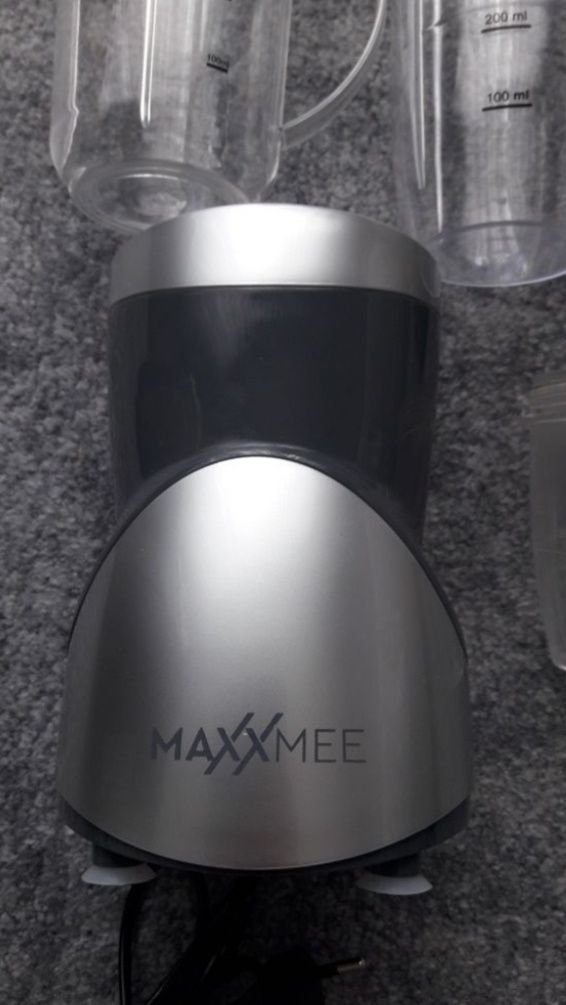 Blender MaxxMee 480W kubki niekompletny