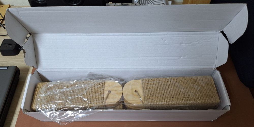 Vendo escada para gatos nova (Climbing Stairs da Home Footprint®)