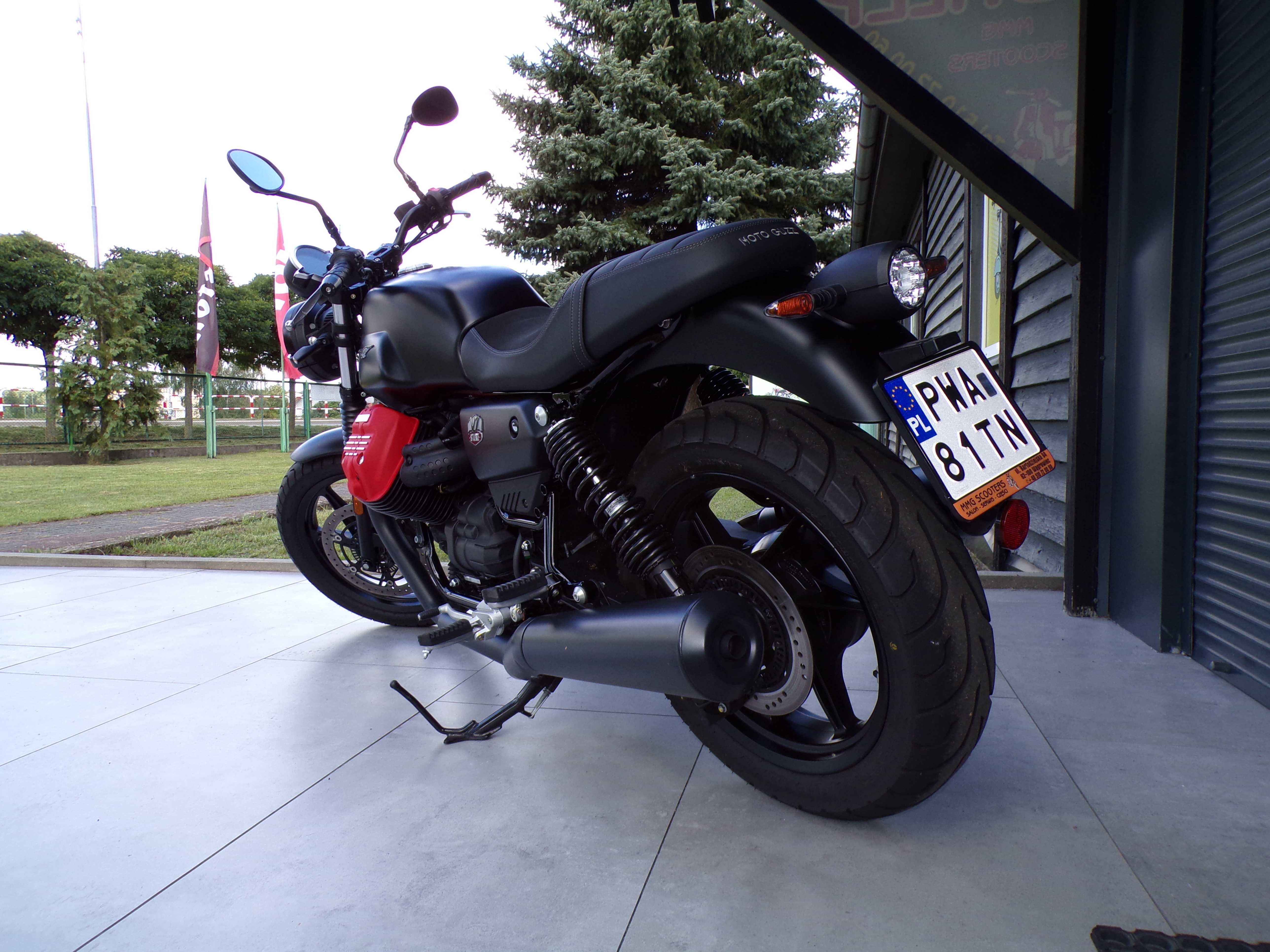 Moto Guzzi V7 Stone 850cc 2023r. Czarny Mat Czerwone dekle Limitowane