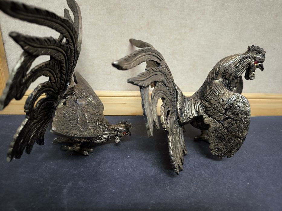 2 Galos em Estanho - Decoração